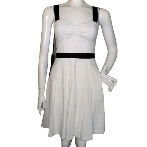 new BEBE Fitted Skater Dress, 4, Lilia Corset Style, Wide Cross Straps, Pocket - Picture 1 of 14
